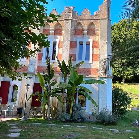 Bed & Breakfast La Tuilerie 1860 3*